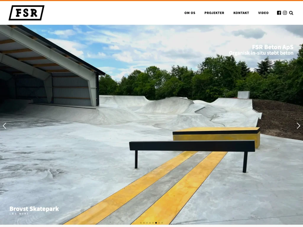 The homepage of fsrbeton.dk with a large photo from Brovst Skatepark with a rail and yellow stripes in the concrete